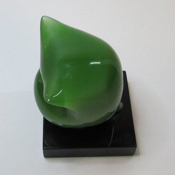 green glass owl on black square base figure - Picture 5 of 7